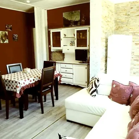 2 Bedrooms At Marina Di Sibari 800 M Away From The Beach With Enclosed Garden Villa *